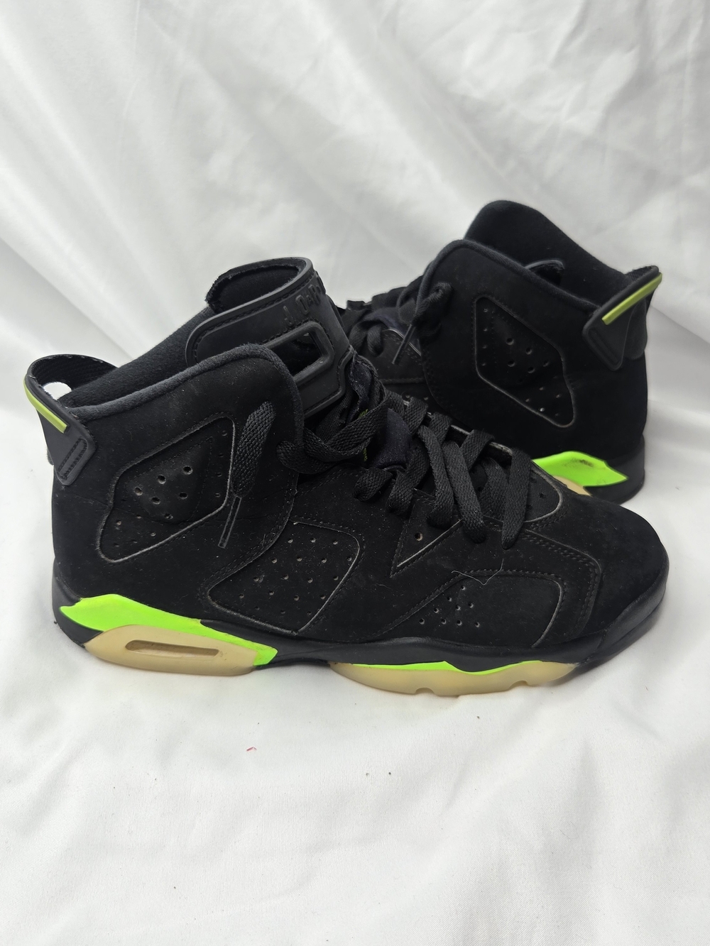 Air Jordan 6 Retro GS Electric Green Black 384665-003 Youth Size 6.5Y